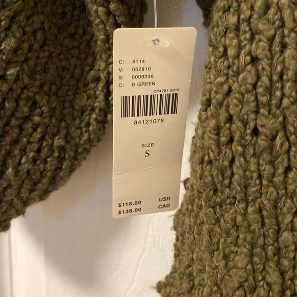 Anthropologie turtleneck cropped army green sweater. Size S. NWT - Picture 2 of 3
